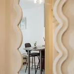 Апартаменты Chic Appartement, Coeur De Tropez, Place Des Lices *