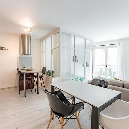 Chic Appartement, Coeur De Tropez, Place Des Lices דירה
