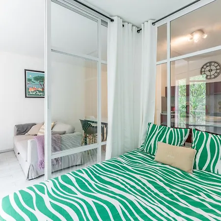 Chic Appartement, Coeur De Tropez, Place Des Lices