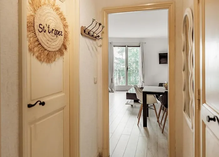 Chic Appartement, Coeur De Tropez, Place Des Lices *